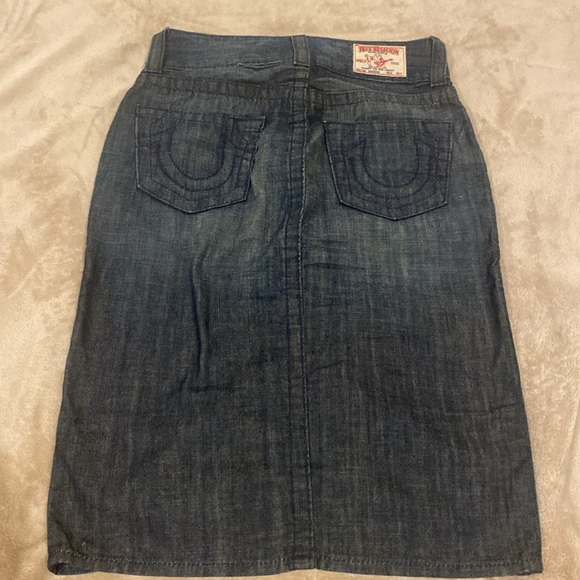 Skirt - Picture 3 of 5